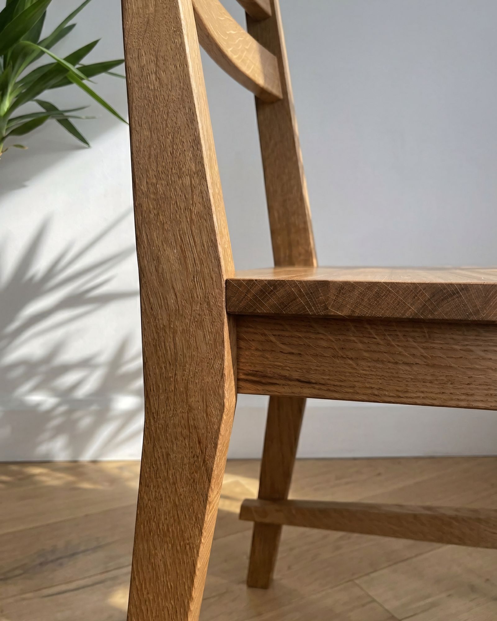 Chair Quercus Aguacate