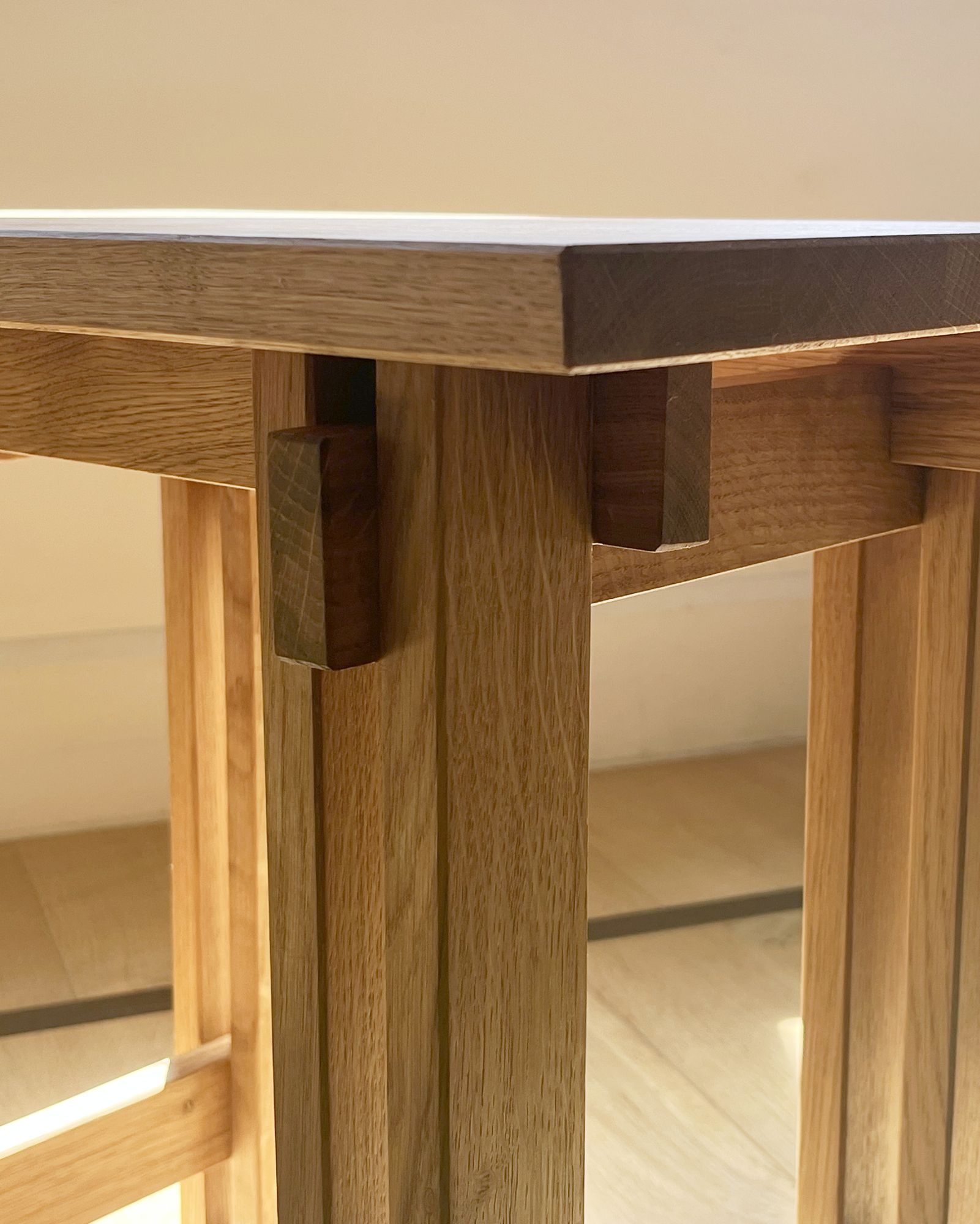Stool Quercus Aguacate